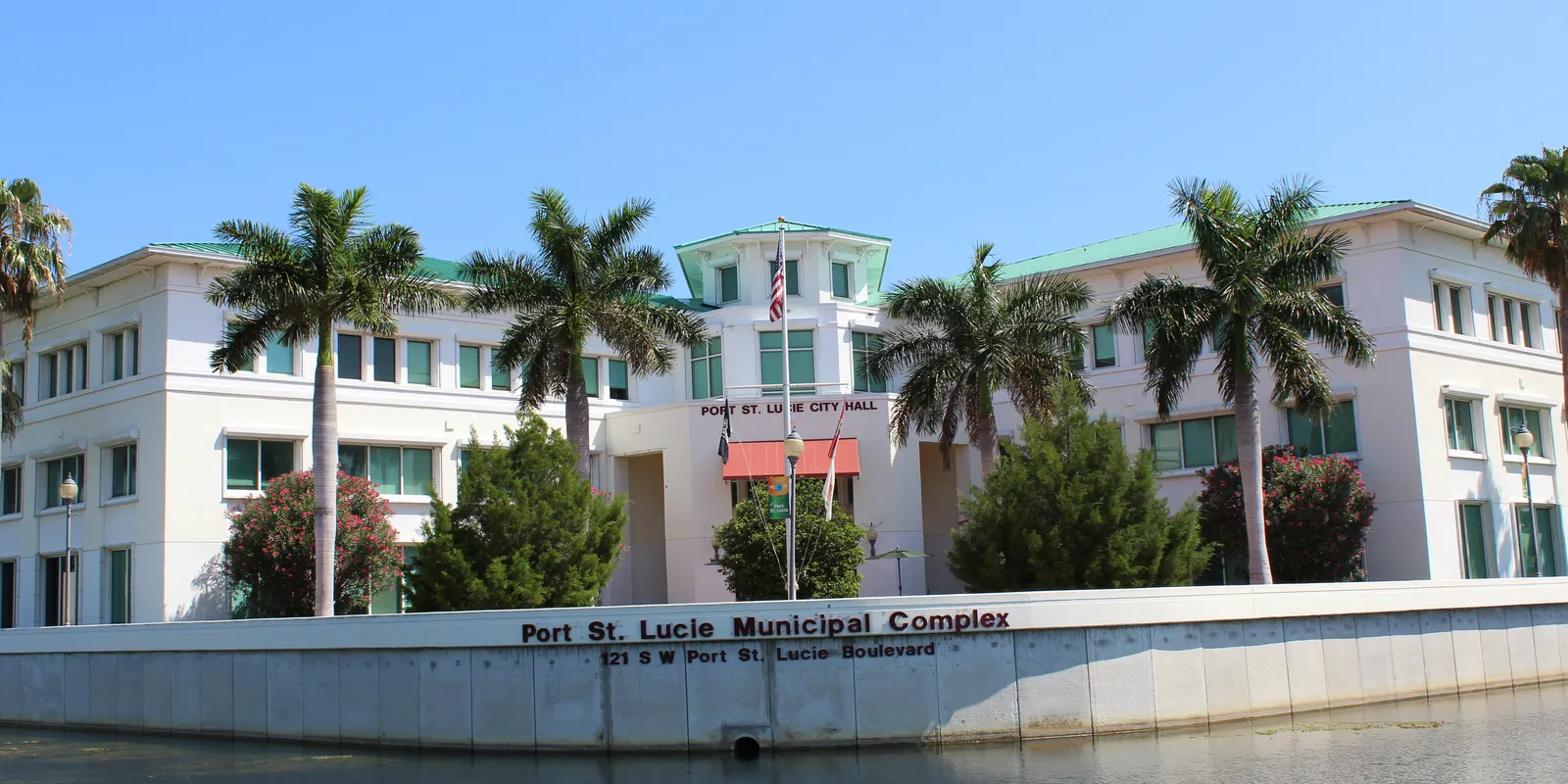 Port St. Lucle Municipal Complex Building