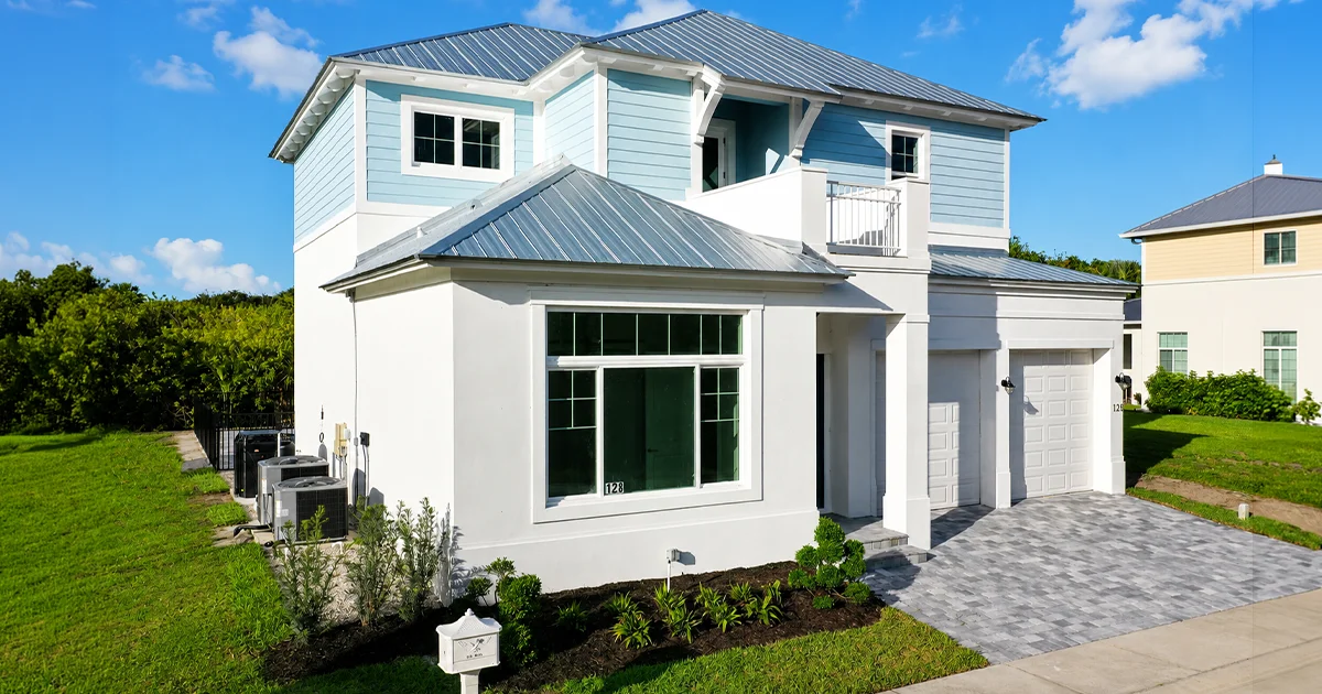 Discover insulated garage door pros and cons in Stuart. Holt’s Reliable Garage Door Repair offers premier energy-efficient thermal garage door services.